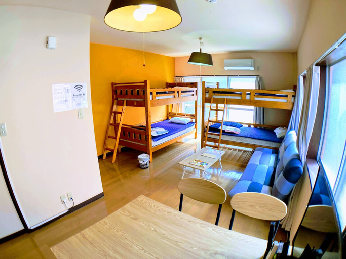 Bedroom 3, Guesthouse LuLuLu Atago, Kōchi