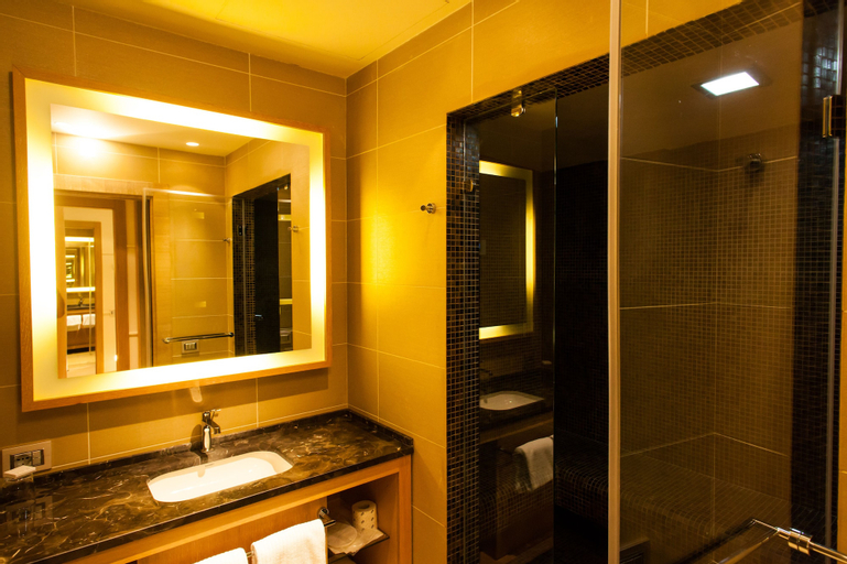Bedroom 3, MarinaPlace Resort & Spa, Genova
