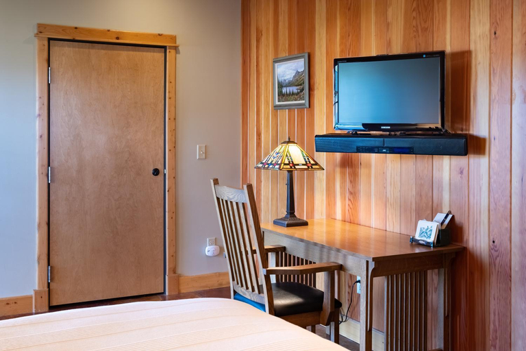 Bedroom 3, Gallatin River Lodge, Gallatin