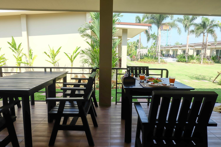 Food & Drinks 4, The Oasis Khaolak Resort, Takua Pa