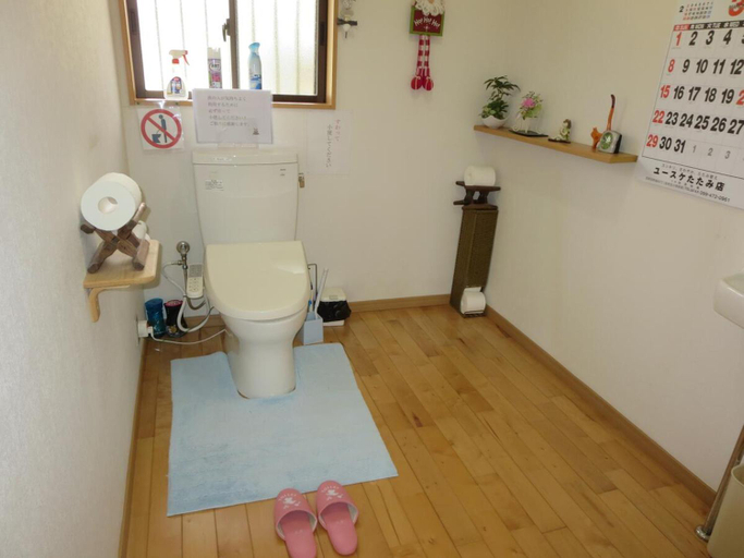 Bathroom 2, Minshuku Suzukaze, Ōsaki