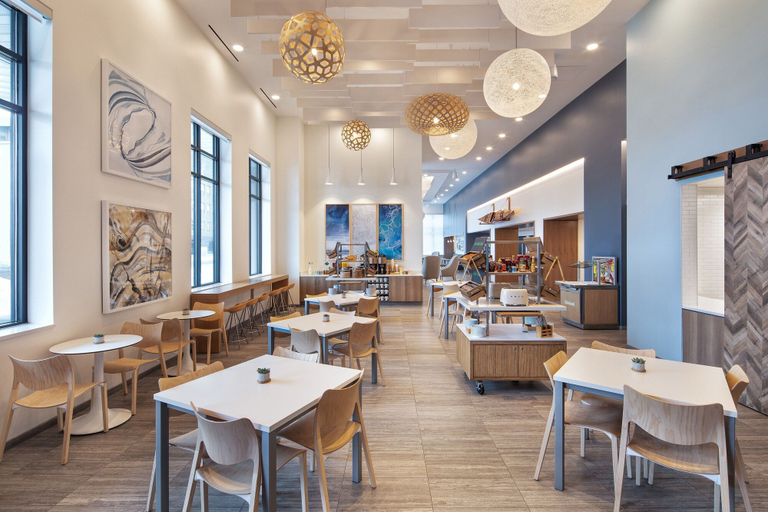 Food & Drinks 5, Element by Marriott Minneapolis Downtown, Hennepin