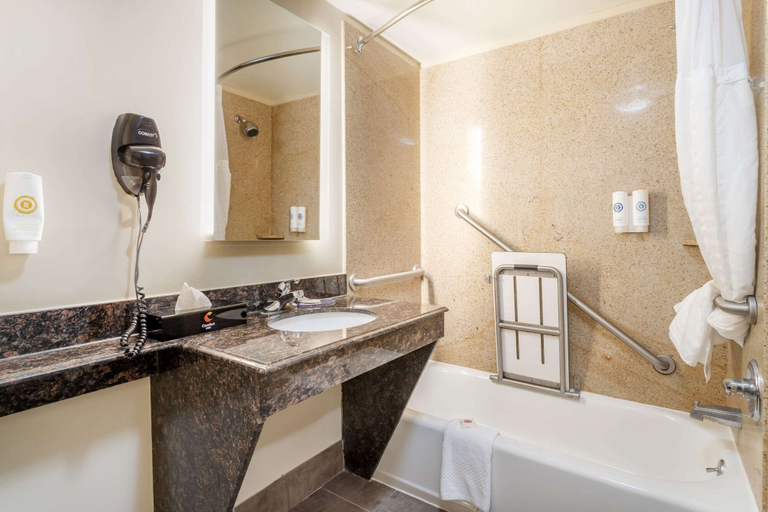 Bathroom 4, Comfort Inn Orange I-10, Orange