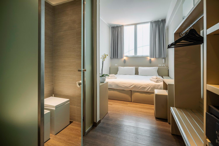 Bedroom 10