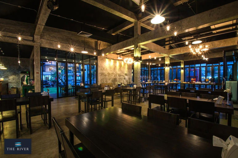Food & Drinks 5, The River Hotel, Muang Nakhon Phanom