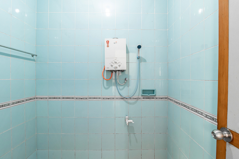 Bathroom 6