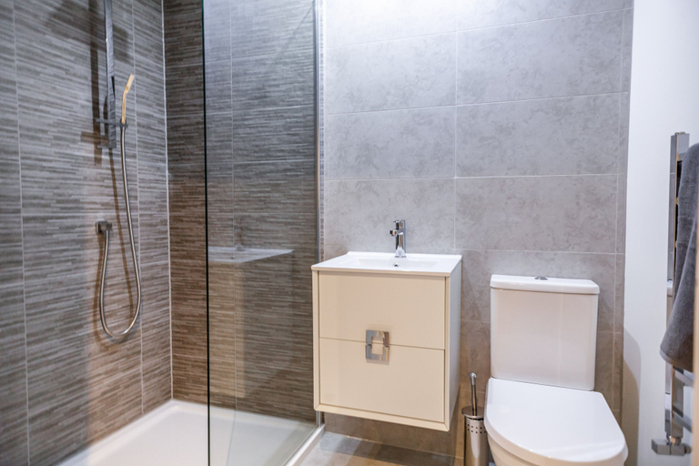 Bathroom 3, 1 The Hideaway, East Sussex
