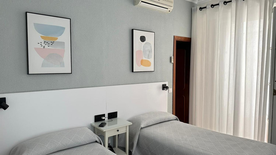 Bedroom 3, Hostal Bahia, Cádiz