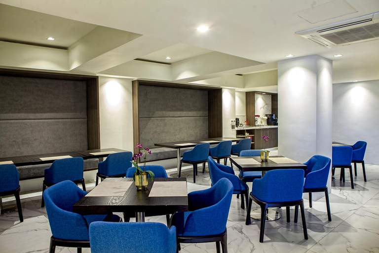 Food & Drinks 5, Ramada Encore Makati, Makati City