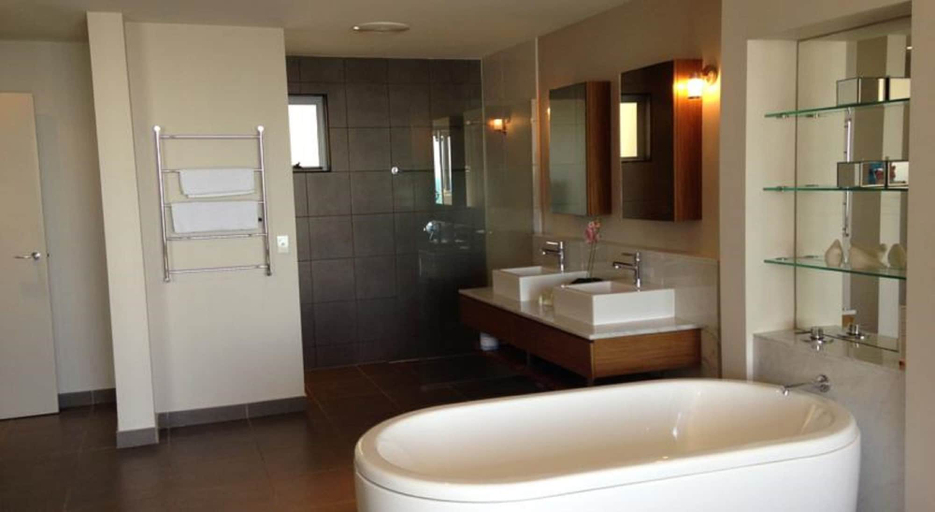 Bathroom 3, Whitsunday Reflections Apartments, Whitsunday