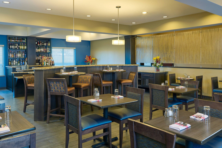Food & Drinks 5, Four Points by Sheraton Williston, Williams