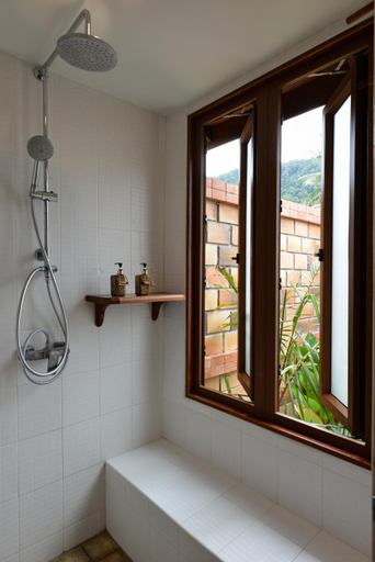 Bathroom 4, Pingchan Koh Phangan Beachfront Resort, Ko Phangan