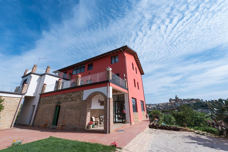 Exterior & Views 1, La Casa Rossa Country House, Enna