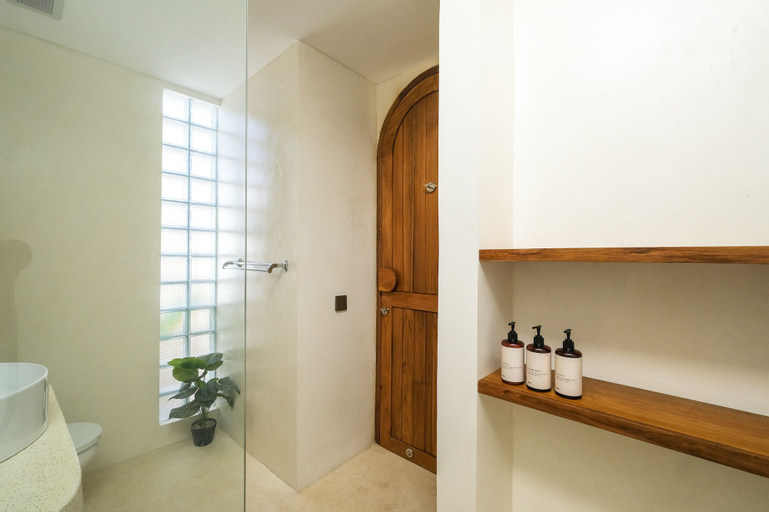 Bathroom 6