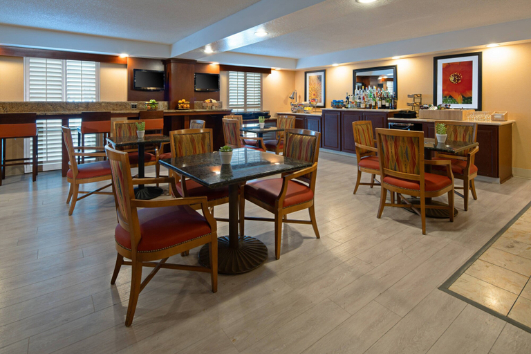 Food & Drinks 5, Tucson Marriott University Park, Pima
