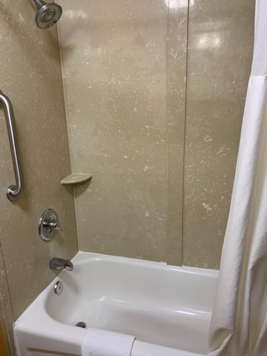 Bathroom 4, Quality Inn & Suites Quantico, Stafford