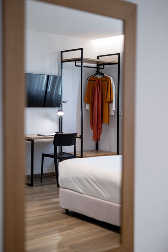 Bedroom 2, Pnoe Urban Living, Attica