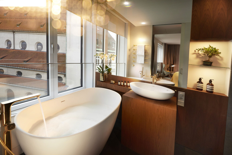 Bathroom 5, BEYOND by Geisel, München