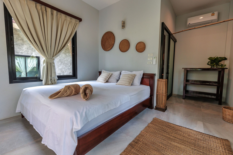 Bedroom 3, Whynam Beach