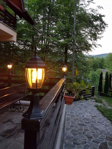Others 4, Vila Dani, Sinaia
