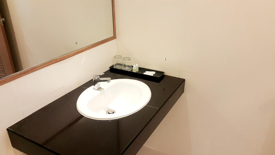 Bathroom 4, Don Chan Residence, Muang Chiang Mai