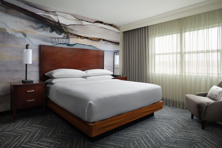 Bedroom 4, Minneapolis Marriott Northwest Hotel & Conference Center, Hennepin