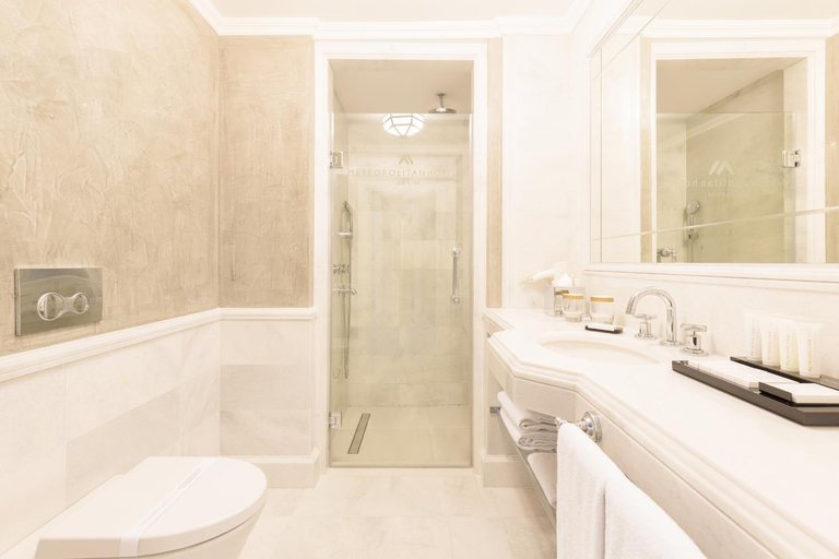 Bathroom 5, Metropolitan Hotels Taksim, Beyoğlu