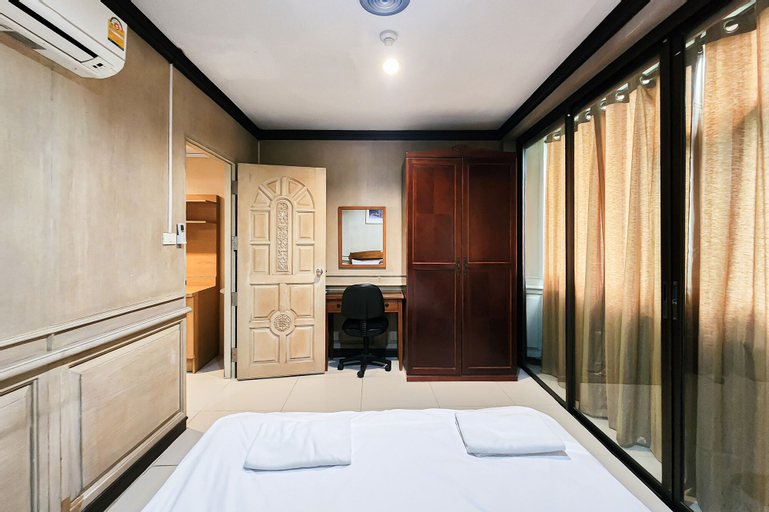Bedroom 18