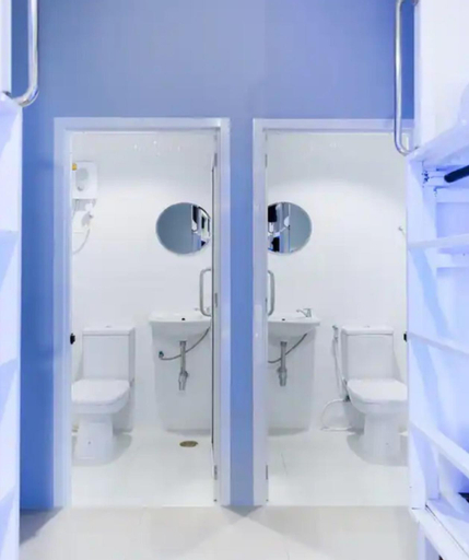 Bathroom 8