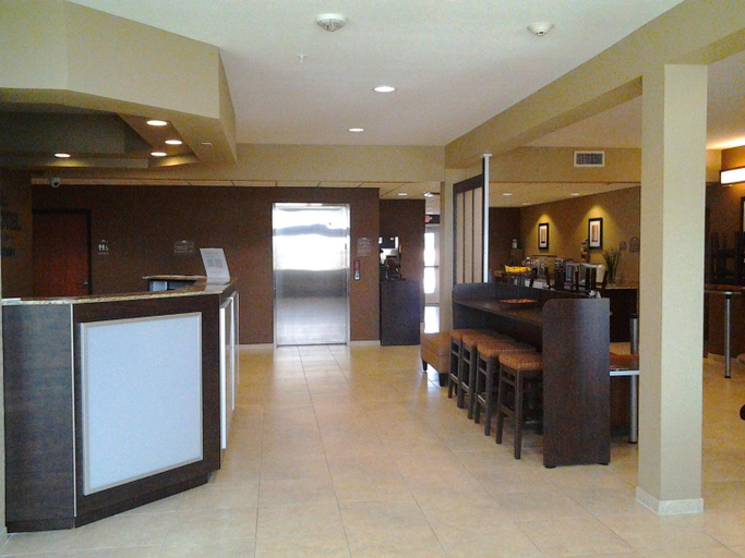 Public Area 2, Microtel Inn & Suites by Wyndham Cotulla, La Salle