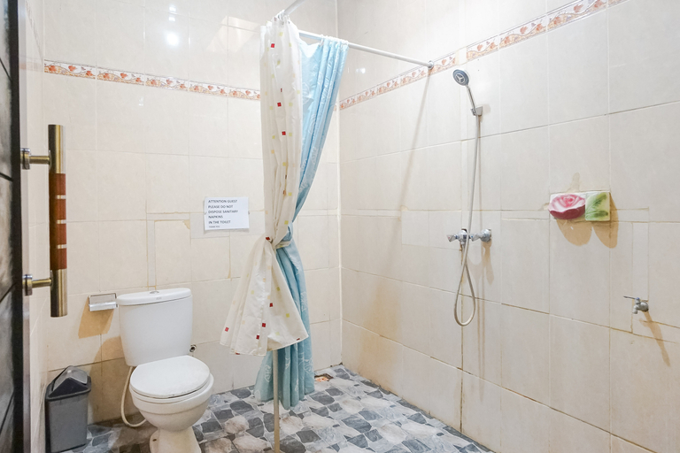 Bathroom 5, Green View Ubud Hostel Bali, Gianyar