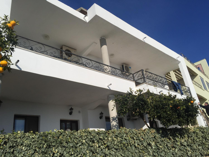 Others 3, Guesthouse HHL - Liman ll