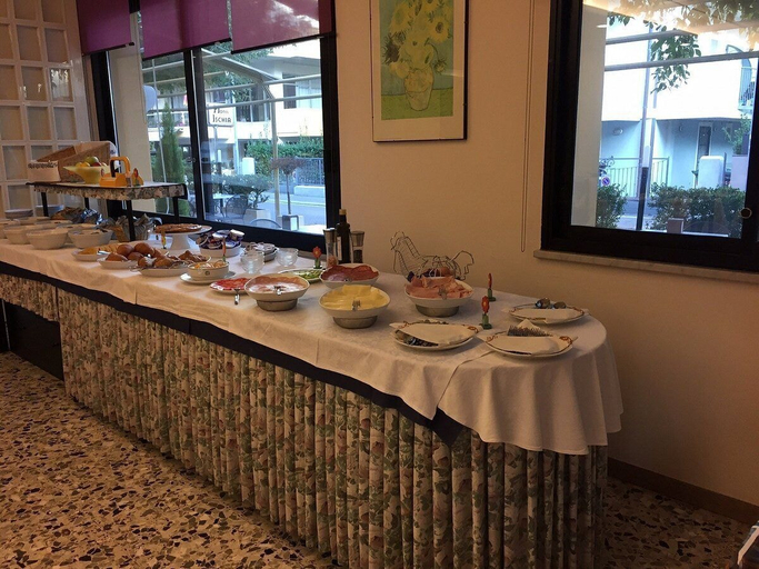 Food & Drinks 5, Hotel Till, Rimini