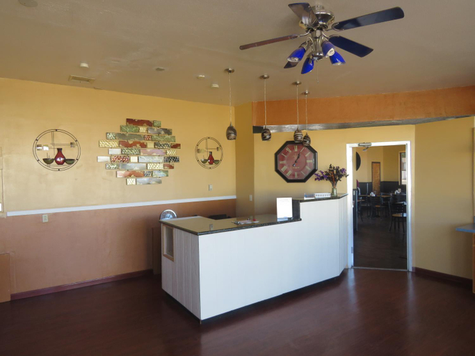 Public Area 2, Economy Inn, Socorro