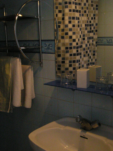 Bathroom, Hostal Can Jordi, Baleares