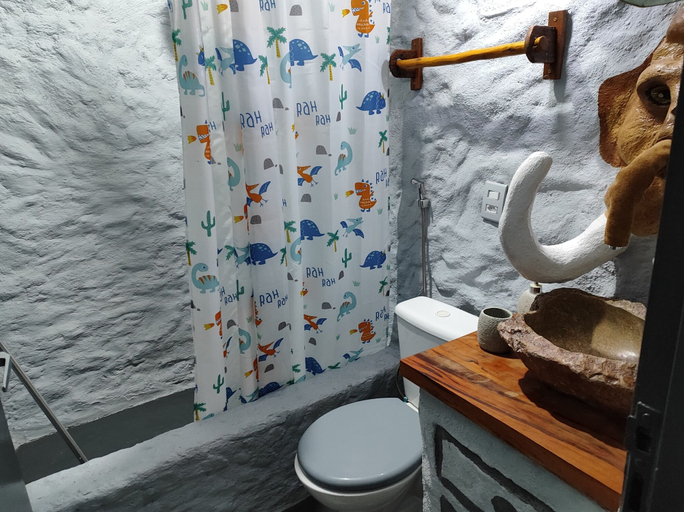 Bathroom, Vila Mágica Pousada, Bueno Brandão