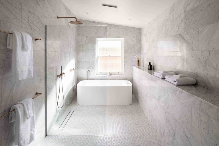 Bathroom 4, Kingsford the Barossa, Light