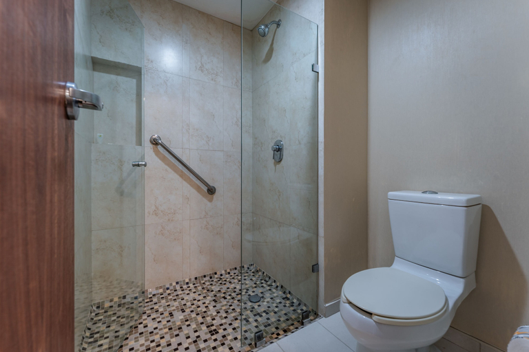 Bathroom 5, La Venta Inn Ciudad del Carmen, Carmen