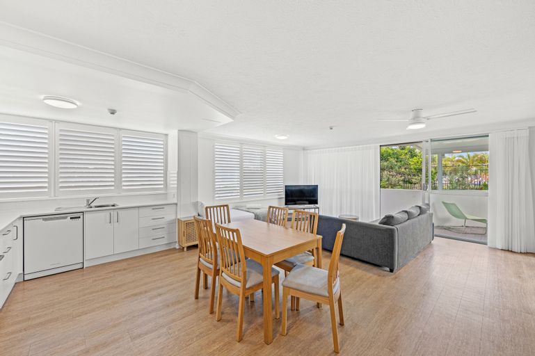 Dining Room 5