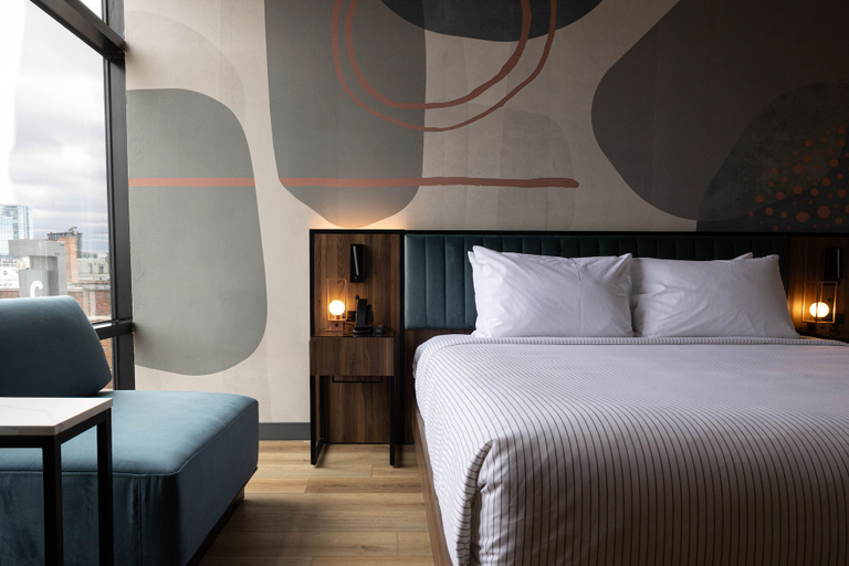 Bedroom 3, Cambria Hotel Nashville Midtown, Davidson