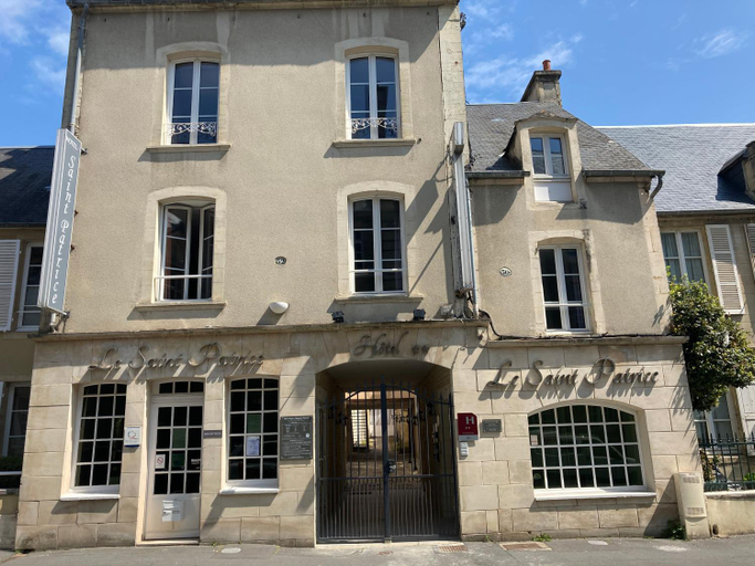 Exterior & Views 1, Hotel Le Saint Patrice, Calvados