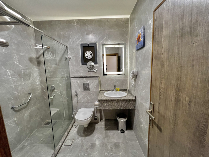 Bathroom 5, sky hotel, Aqaba