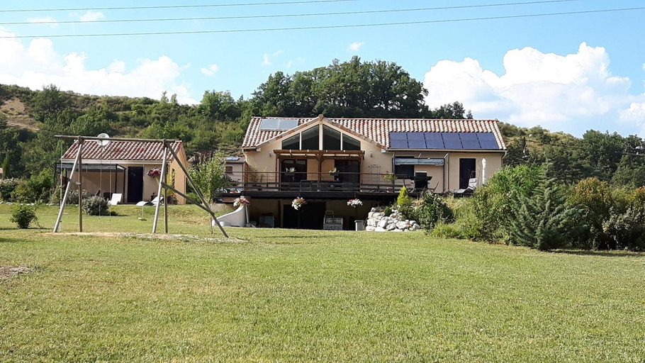 Others 2, Le petit nid douillet, Hautes-Alpes