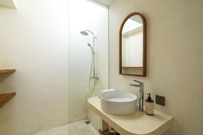 Bathroom 5
