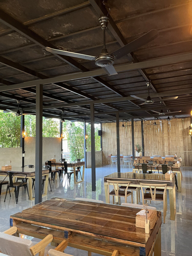 Food & Drinks 2, ISBJORN, Chiang Dao