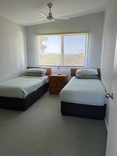 Bedroom 4, Burnt Creek Cottages Mansfield, Mansfield