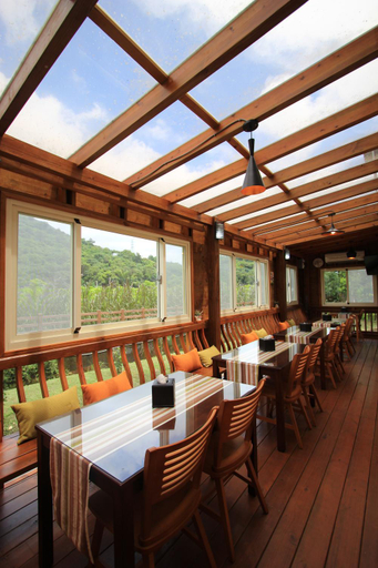 Food & Drinks, Caifeng Bed and Breakfast, Hualien