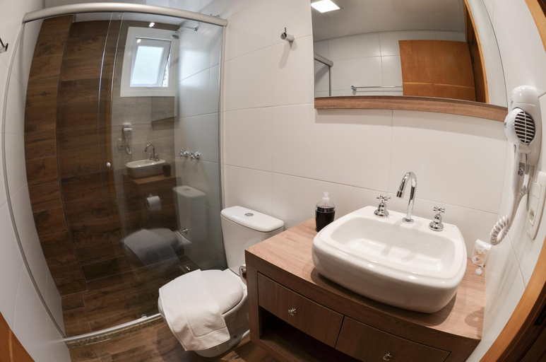 Bathroom 3, Viena Flats, Gramado