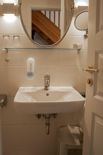 Bathroom 5