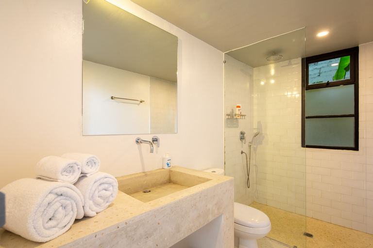 Bathroom 9